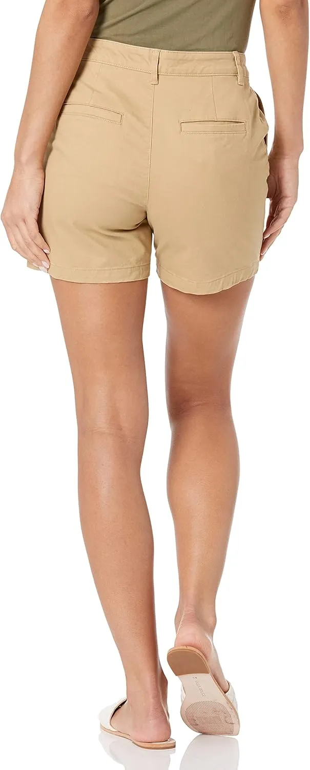 Amazon Essentials Women's Mid-Rise Slim-Fit 5 Inch Inseam Khaki Short (Available in Straight and Curvy Fits)