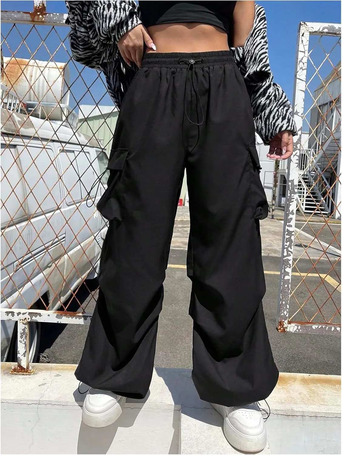 OYOANGLE Women's Drawstring Waist Parachute Pants Ruched Straight Leg Baggy Cargo Trousers
