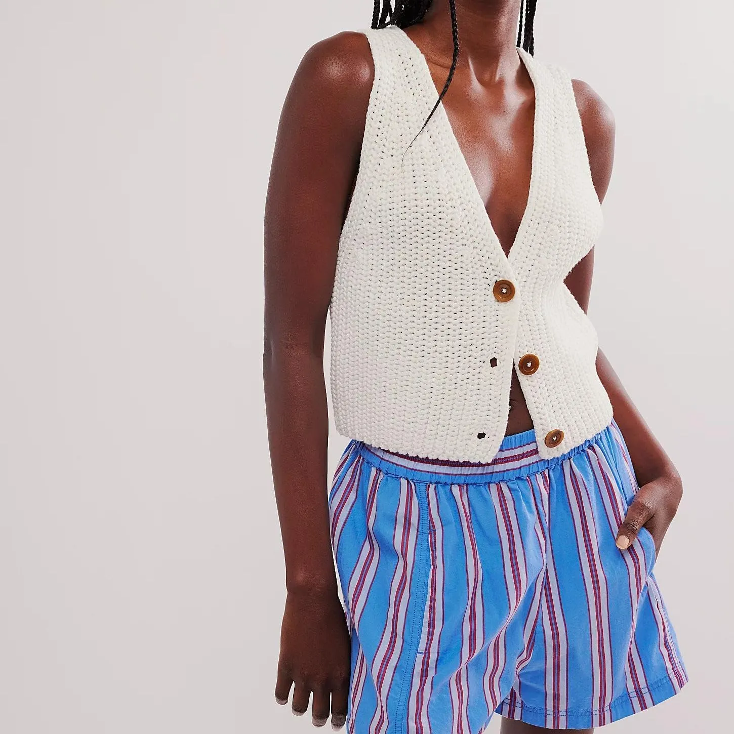 Women Button Up Ribbed Knit Crop Sweater Vest Sleeveless Solid Slim Fit Deep V Neck Cropped Vest Cardigan