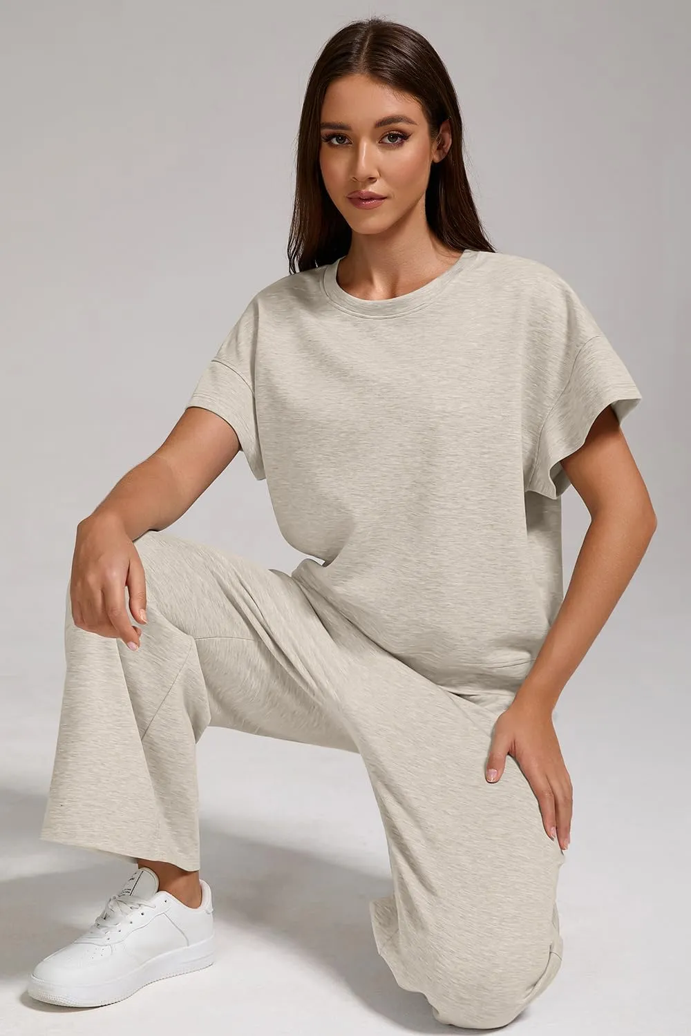 Womens Air Layer Fabric Two Piece Set Stylish Short Sleeve Top & Wide Leg 3/4 Pants Lounge Matching Tracksuit