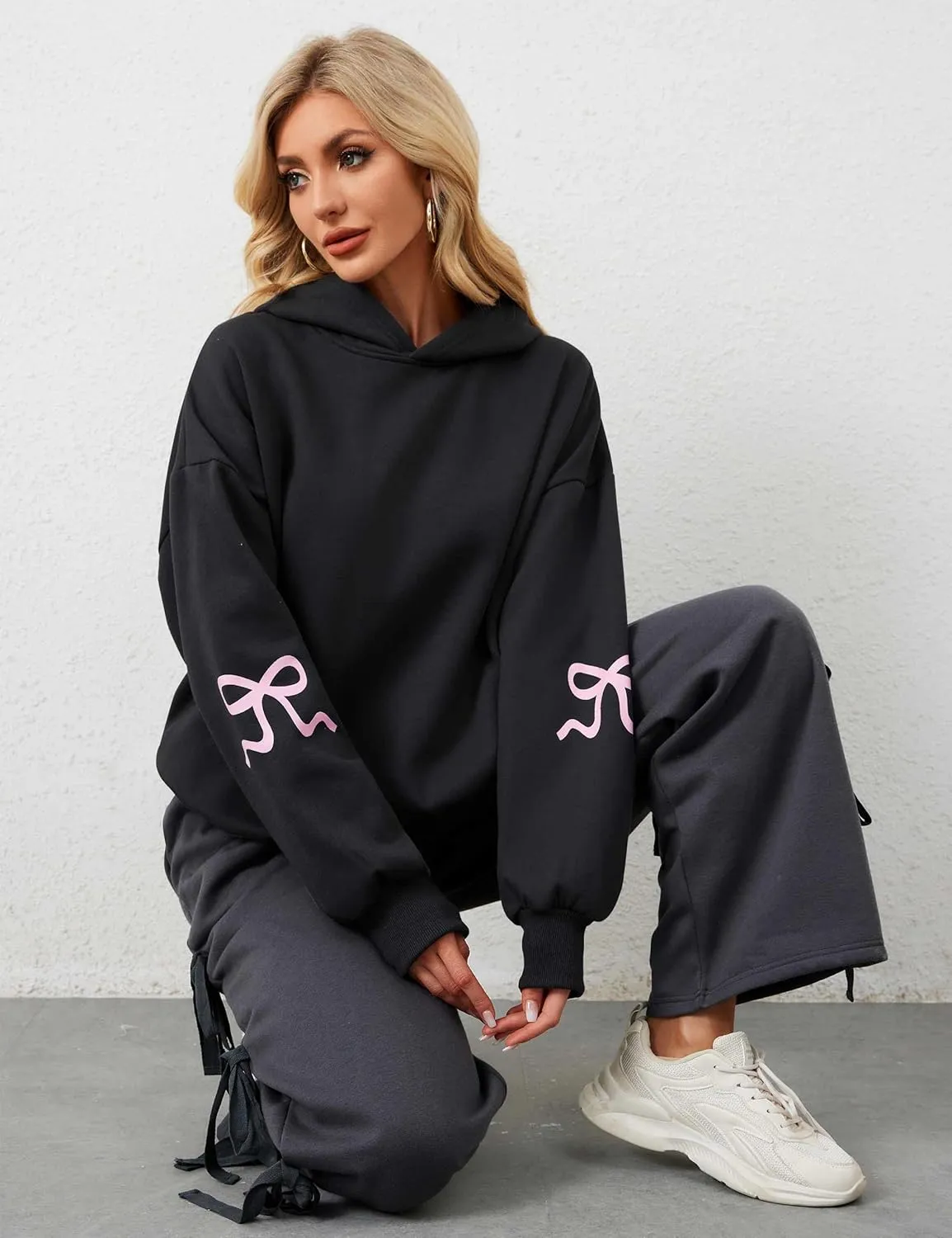 Womens Bow Graphic Hoodie Cute Bow Sweater Oversized Long Sleeve Fleece Sweatshirt Drop Shoulder Pullover Tops