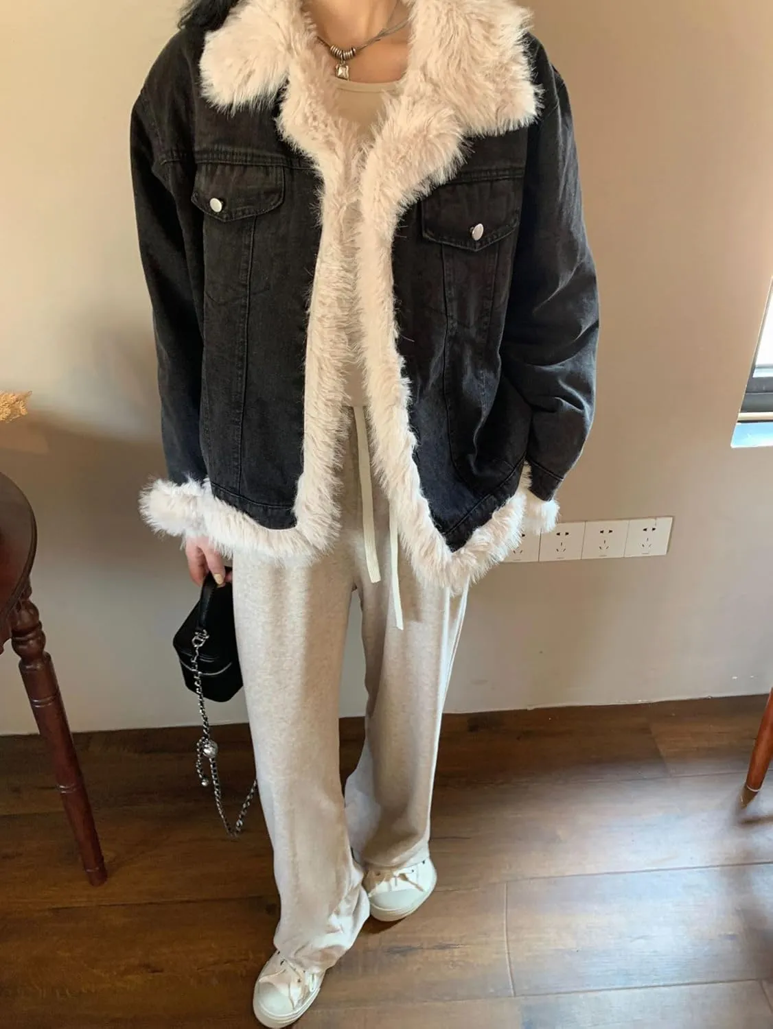 Women's Warm Sherpa Jean Jacket Winter Fashion Fleece Thicken Loose Denim Coat Trucker Jacket